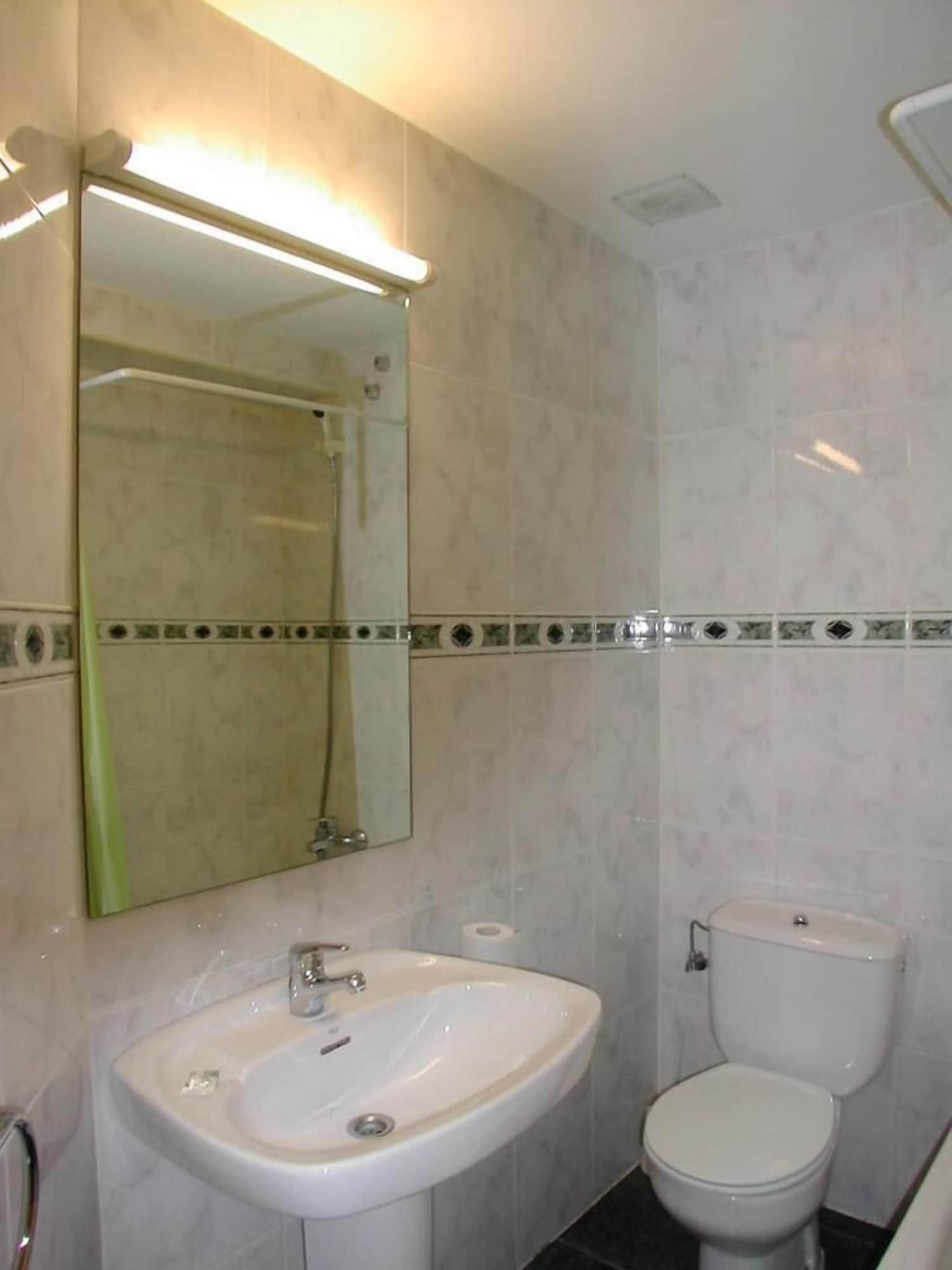 Hotel Gabarre Broto Zimmer foto