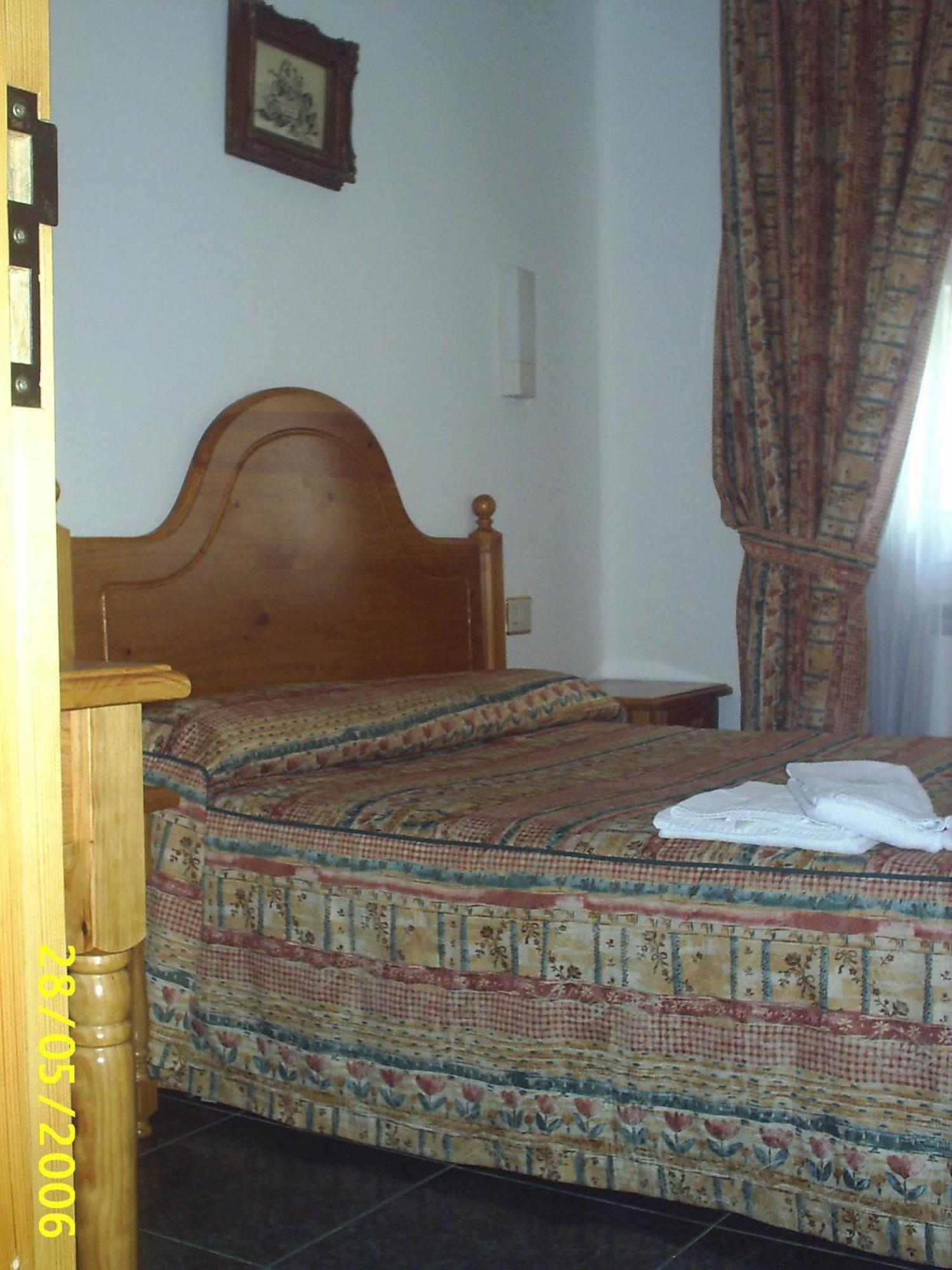 Hotel Gabarre Broto Exterior foto